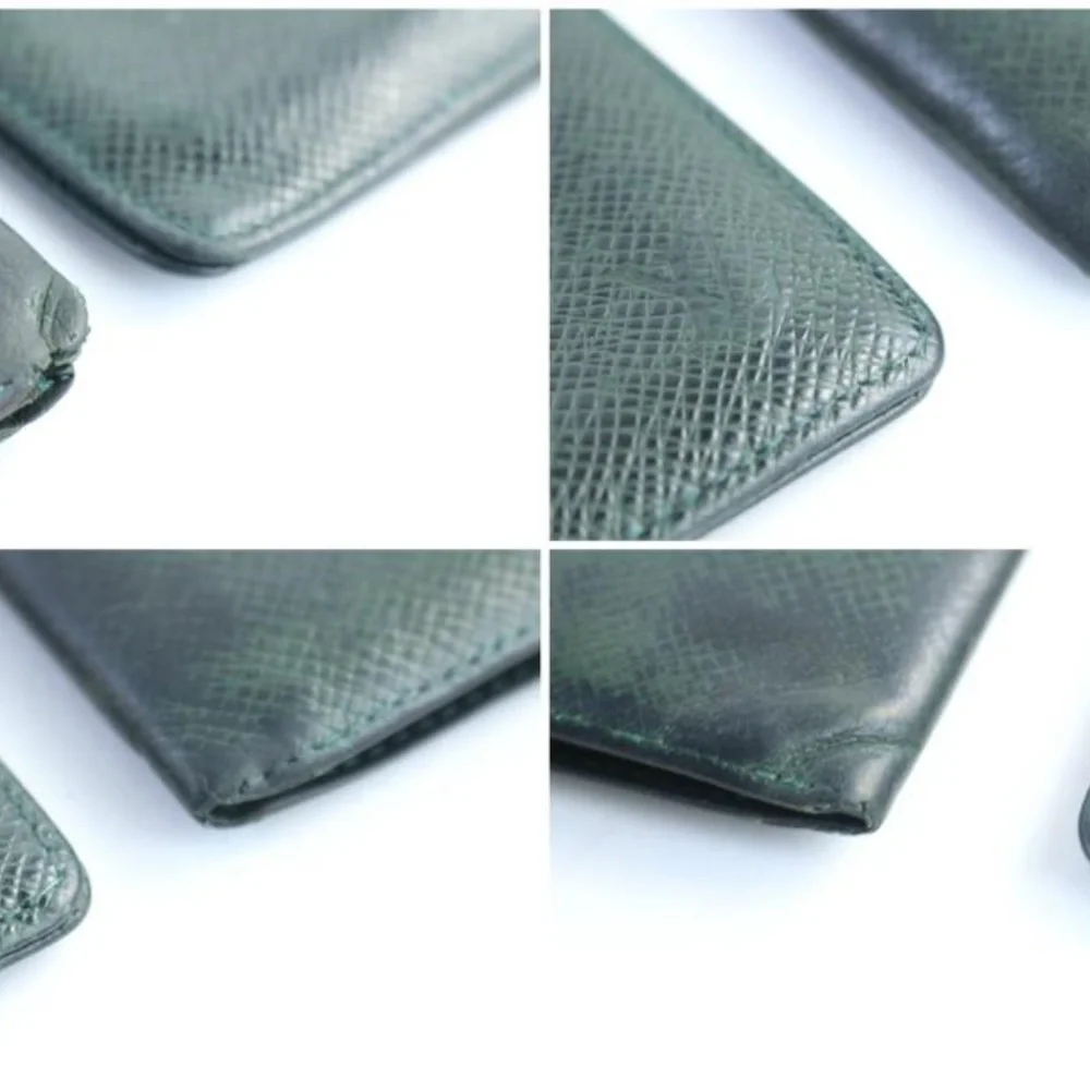 Louis Vuitton Taiga Wallet and Card Case Set